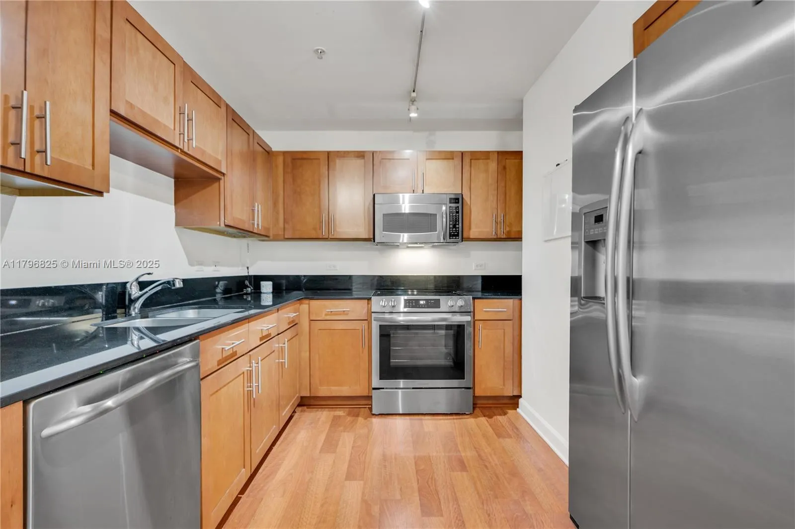 8395 Sw 73rd Ave 425, Miami, Florida 33143, Miami, Florida 33143, 2 Bedrooms Bedrooms, ,2 BathroomsBathrooms,Residential,For Sale,8395 Sw 73rd Ave 425, Miami, Florida 33143,A11796825