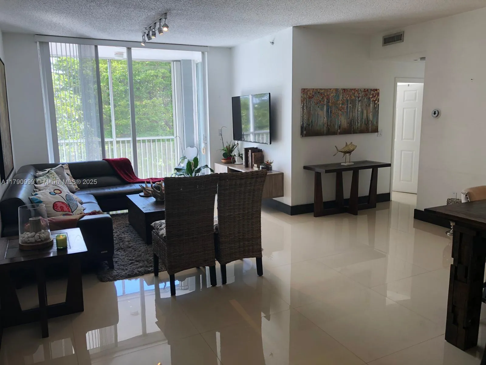 9725 Nw 52nd St 407, Doral, Florida 33178, Doral, Florida 33178, 3 Bedrooms Bedrooms, ,2 BathroomsBathrooms,Residential,For Sale,9725 Nw 52nd St 407, Doral, Florida 33178,A11790999