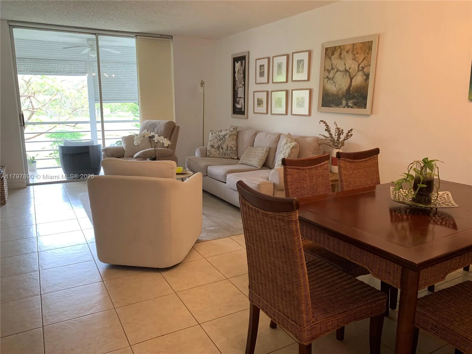 9621 Sunrise Lakes Blvd 211, Sunrise, Florida 3332, Sunrise, Florida 33322, 2 Bedrooms Bedrooms, ,2 BathroomsBathrooms,Residential,For Sale,9621 Sunrise Lakes Blvd 211, Sunrise, Florida 3332,A11797890