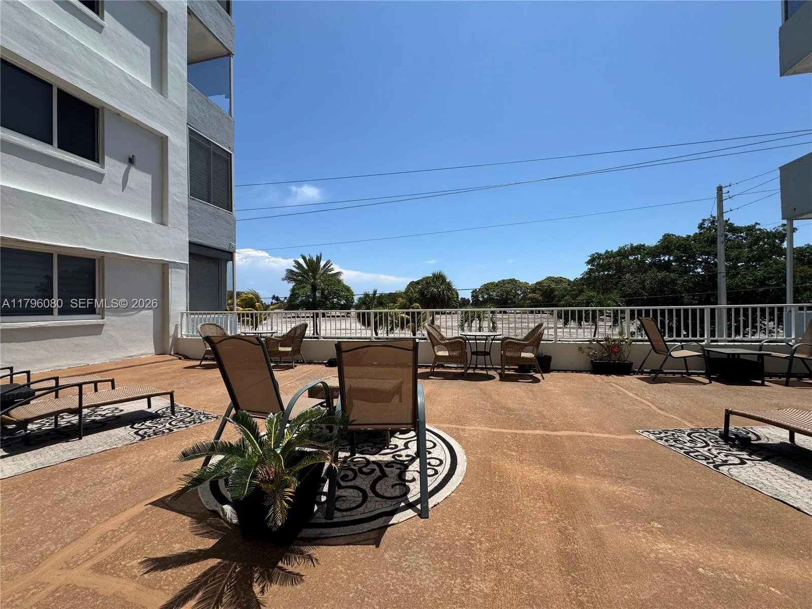 1700 Pierce St 202, Hollywood, Florida 33020, Hollywood, Florida 33020, 1 Bedroom Bedrooms, 5 Rooms Rooms,1 BathroomBathrooms,Residential,For Sale,1700 Pierce St 202, Hollywood, Florida 33020,A11796080