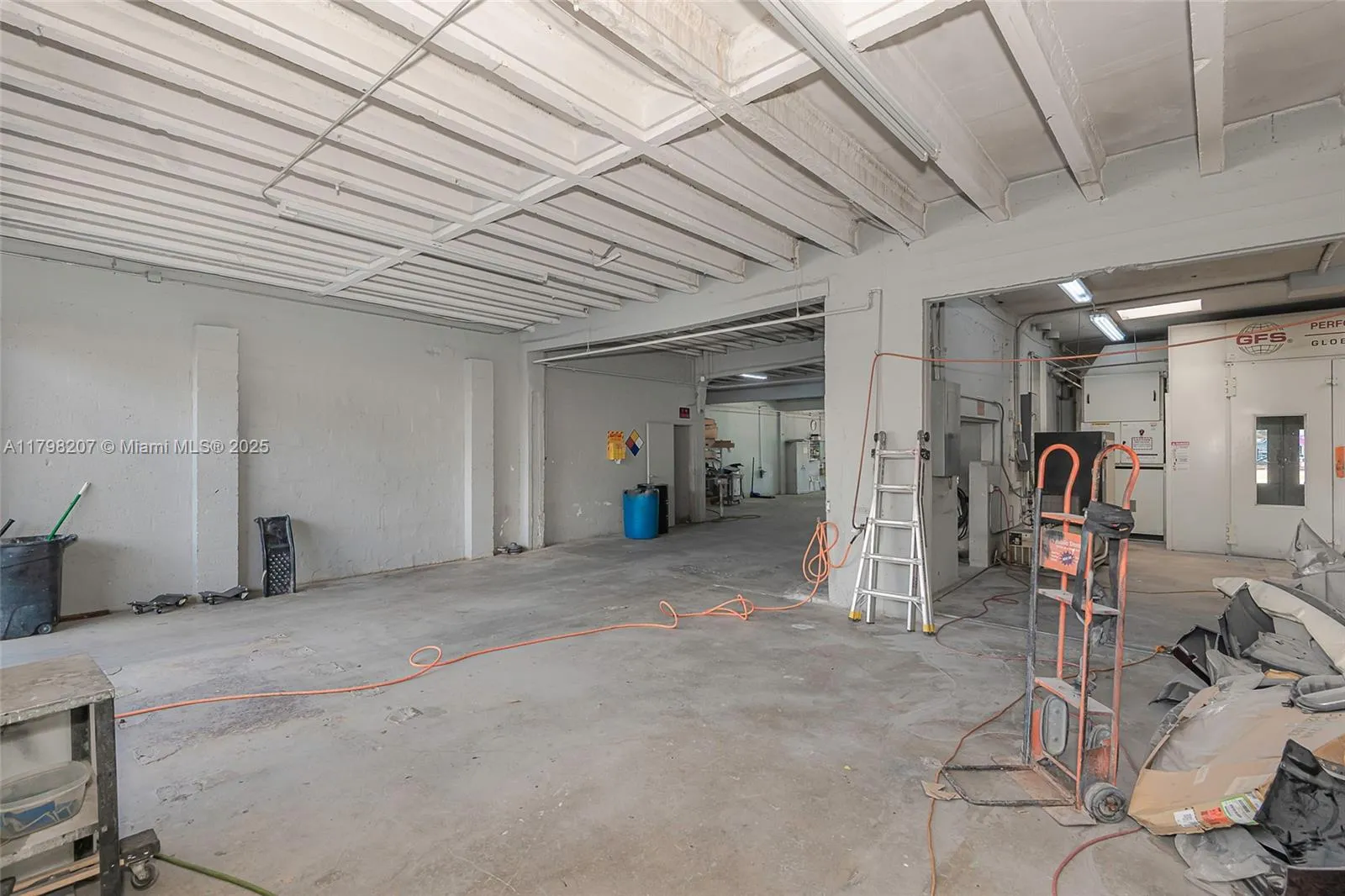 500 S Dixie Hwy, Hollywood, Florida 33020, Hollywood, Florida 33020, ,Commercial Sale,For Sale,500 S Dixie Hwy, Hollywood, Florida 33020,A11798207