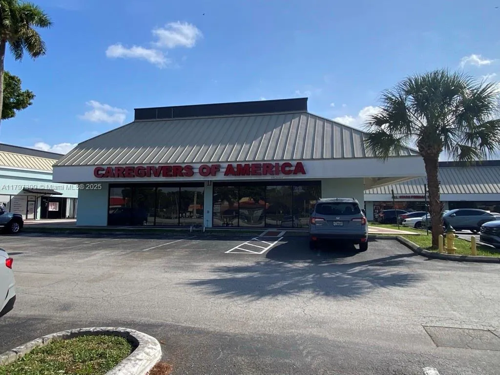 4450 N University Dr 4450, Lauderhill, Florida 333, Lauderhill, Florida 33351, ,Commercial Lease,For Rent,4450 N University Dr 4450, Lauderhill, Florida 333,A11797399