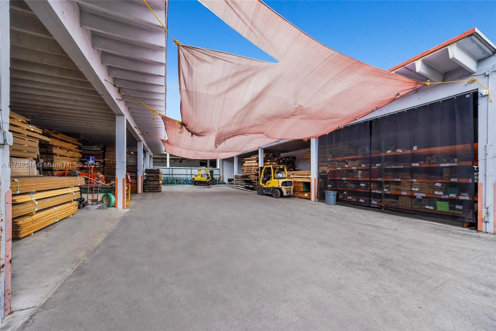 7165-7185 Nw 77th Ter, Medley, Florida 33166, Medley, Florida 33166, ,Commercial Sale,For Sale,7165-7185 Nw 77th Ter, Medley, Florida 33166,A11798344