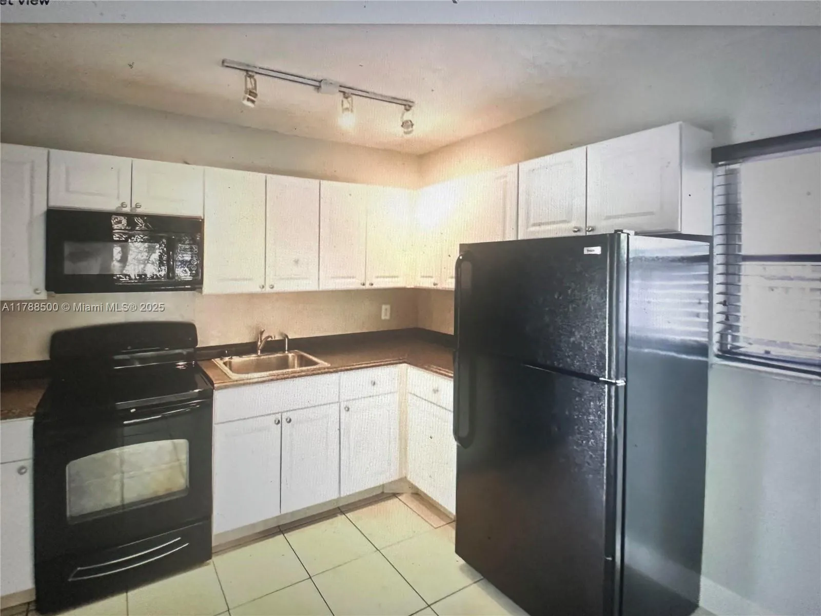 2641 Sw 13th Ave, Fort Lauderdale, Florida 33315, Fort Lauderdale, Florida 33315, ,Residential Income,For Sale,2641 Sw 13th Ave, Fort Lauderdale, Florida 33315,A11788500