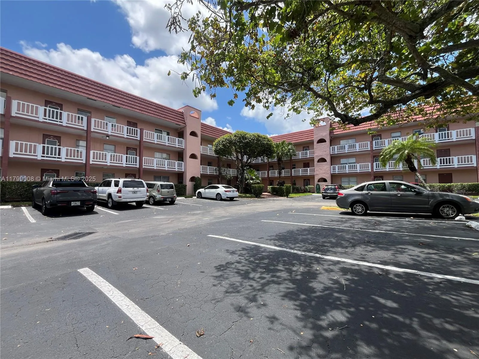 9420 Sunrise Lakes Blvd 106, Sunrise, Florida 3332, Sunrise, Florida 33322, 1 Bedroom Bedrooms, ,1 BathroomBathrooms,Residential,For Sale,9420 Sunrise Lakes Blvd 106, Sunrise, Florida 3332,A11799008
