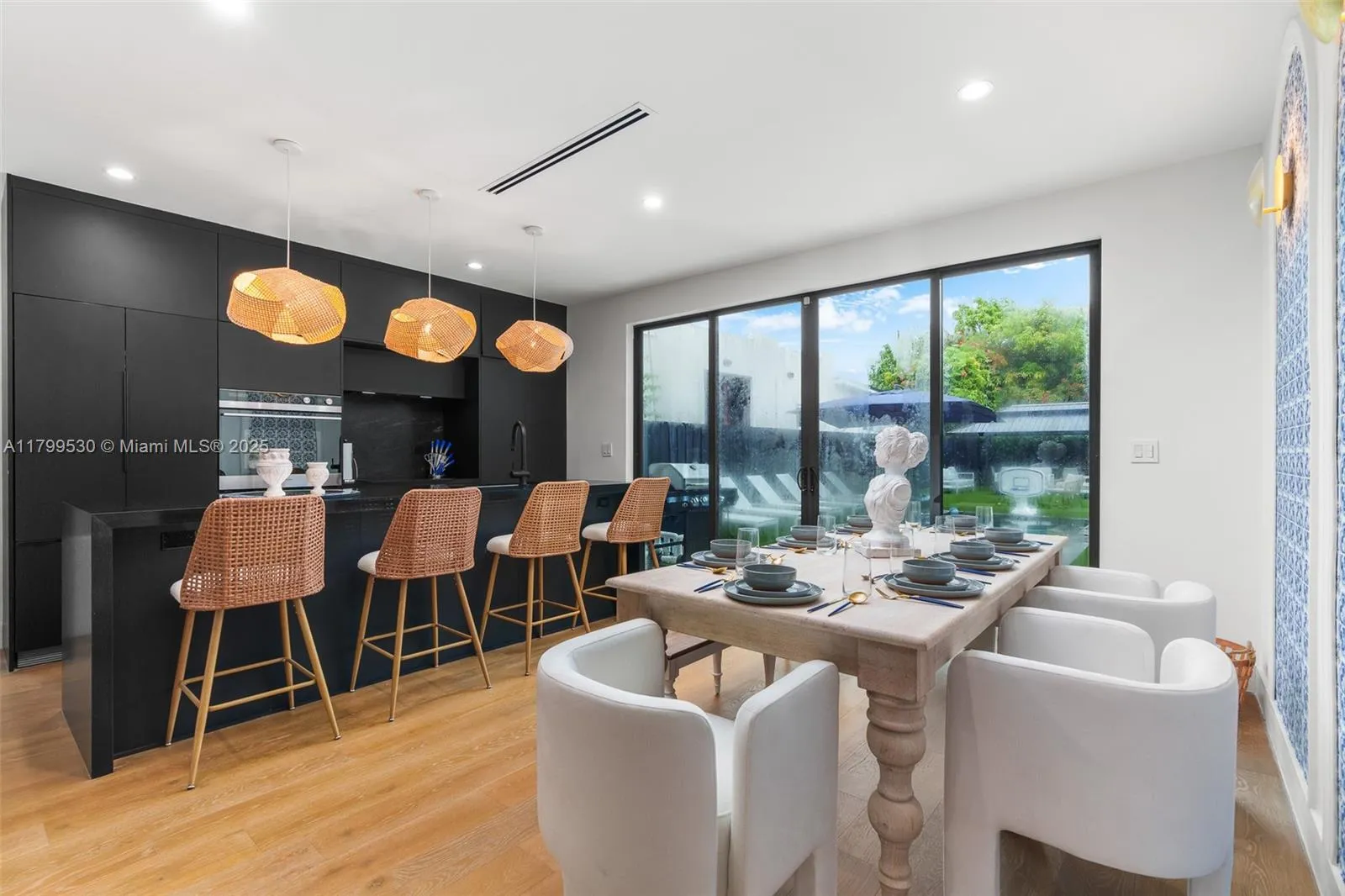 408 Nw 52nd St 408, Miami, Florida 33127, Miami, Florida 33127, 4 Bedrooms Bedrooms, ,2 BathroomsBathrooms,Residential Lease,For Rent,408 Nw 52nd St 408, Miami, Florida 33127,A11799530