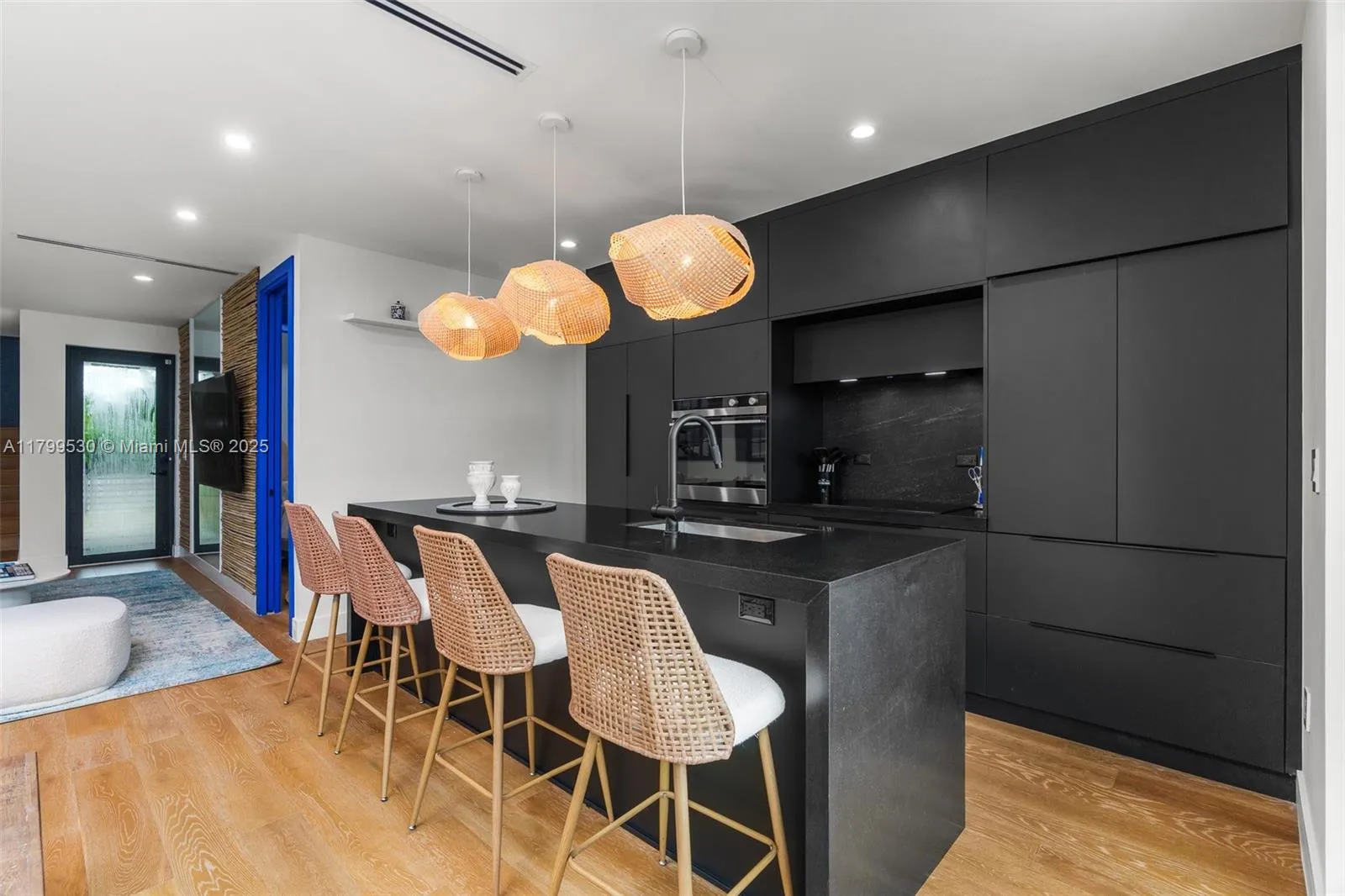 408 Nw 52nd St 408, Miami, Florida 33127, Miami, Florida 33127, 4 Bedrooms Bedrooms, ,2 BathroomsBathrooms,Residential Lease,For Rent,408 Nw 52nd St 408, Miami, Florida 33127,A11799530