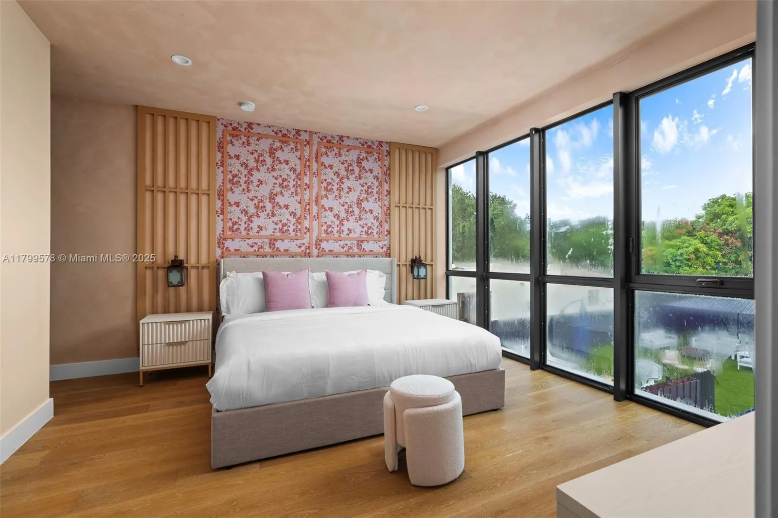 410 Nw 52nd St 410, Miami, Florida 33127, Miami, Florida 33127, 3 Bedrooms Bedrooms, ,2 BathroomsBathrooms,Residential Lease,For Rent,410 Nw 52nd St 410, Miami, Florida 33127,A11799578