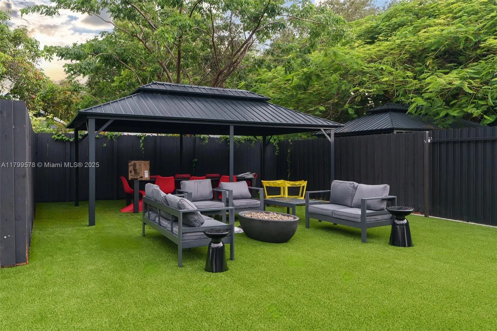 410 Nw 52nd St 410, Miami, Florida 33127, Miami, Florida 33127, 3 Bedrooms Bedrooms, ,2 BathroomsBathrooms,Residential Lease,For Rent,410 Nw 52nd St 410, Miami, Florida 33127,A11799578