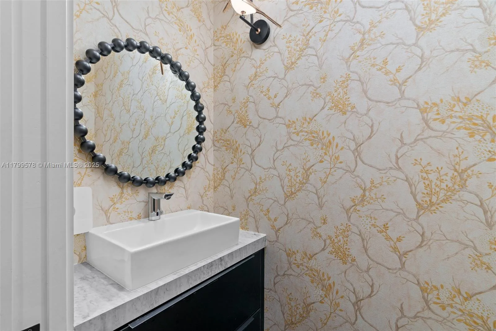 410 Nw 52nd St 410, Miami, Florida 33127, Miami, Florida 33127, 3 Bedrooms Bedrooms, ,2 BathroomsBathrooms,Residential Lease,For Rent,410 Nw 52nd St 410, Miami, Florida 33127,A11799578