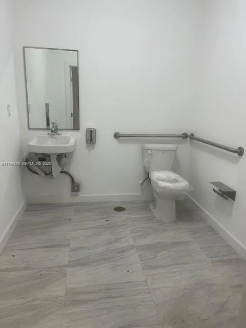 1695 Nw 110th Ave 103, Sweetwater, Florida 33172, Sweetwater, Florida 33172, ,Commercial Lease,For Rent,1695 Nw 110th Ave 103, Sweetwater, Florida 33172,A11799379