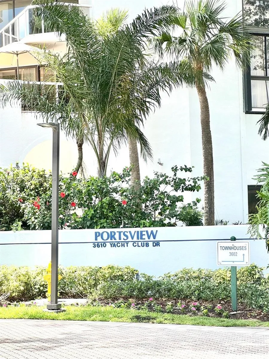 3610 Yacht Club Dr 810, Aventura, Florida 33180, Aventura, Florida 33180, 2 Bedrooms Bedrooms, ,2 BathroomsBathrooms,Residential,For Sale,3610 Yacht Club Dr 810, Aventura, Florida 33180,A11801588
