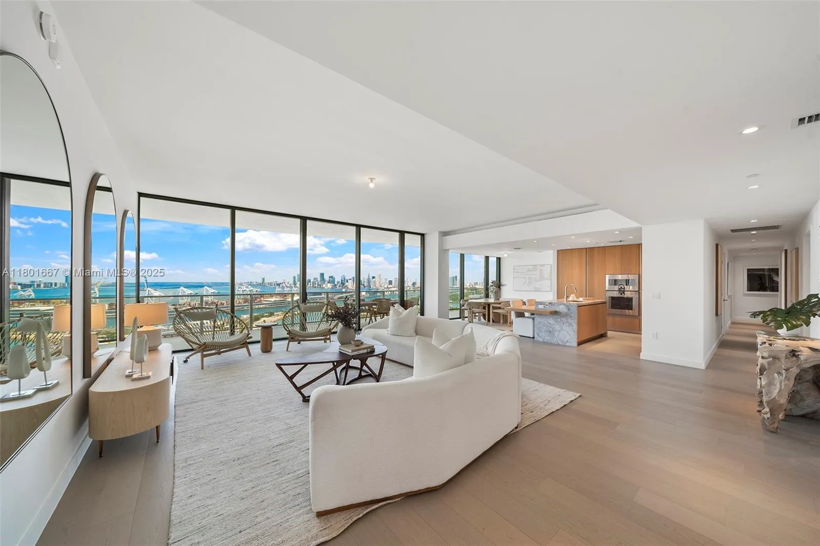 501 West Ave 3602, Miami Beach, Florida 33139, Miami Beach, Florida 33139, 3 Bedrooms Bedrooms, ,3 BathroomsBathrooms,Residential,For Sale,501 West Ave 3602, Miami Beach, Florida 33139,A11801667