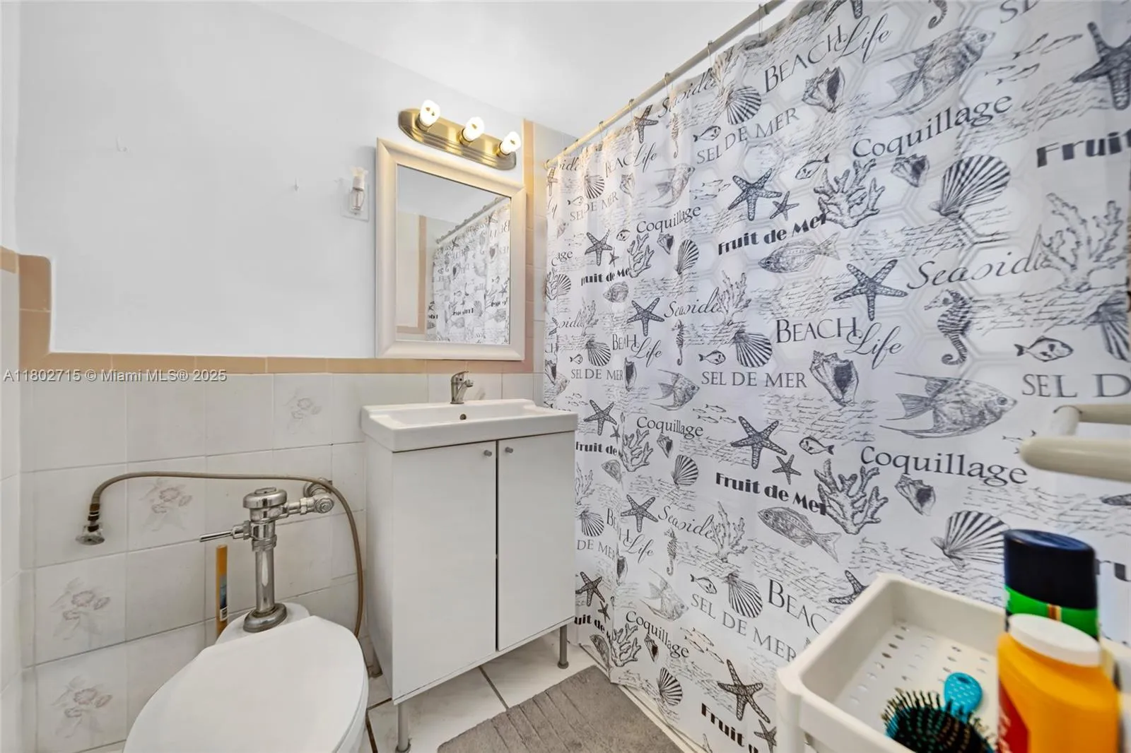 6484 Indian Creek Dr 202, Miami Beach, Florida 331, Miami Beach, Florida 33141, ,1 BathroomBathrooms,Residential,For Sale,6484 Indian Creek Dr 202, Miami Beach, Florida 331,A11802715