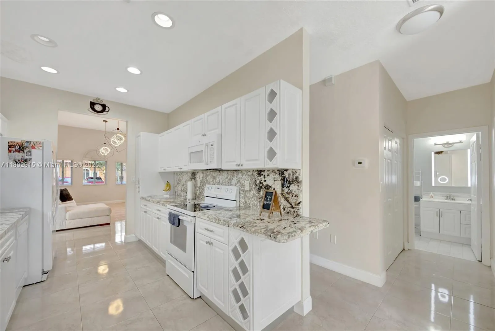 1130 Ne 41st Ave, Homestead, Florida 33033, Homestead, Florida 33033, 3 Bedrooms Bedrooms, ,2 BathroomsBathrooms,Residential,For Sale,1130 Ne 41st Ave, Homestead, Florida 33033,A11802915