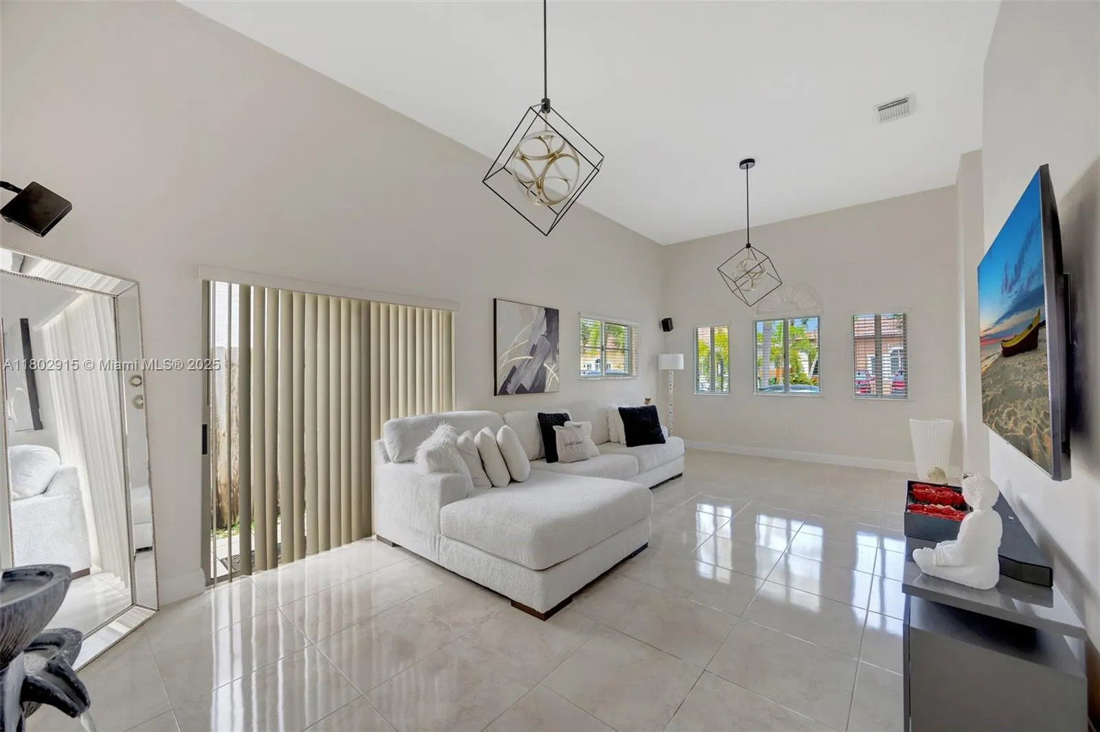 1130 Ne 41st Ave, Homestead, Florida 33033, Homestead, Florida 33033, 3 Bedrooms Bedrooms, ,2 BathroomsBathrooms,Residential,For Sale,1130 Ne 41st Ave, Homestead, Florida 33033,A11802915