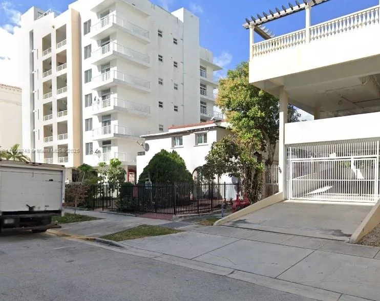 437 Ne 30th St, Miami, Florida 33137, Miami, Florida 33137, ,Commercial Sale,For Sale,437 Ne 30th St, Miami, Florida 33137,A11803248