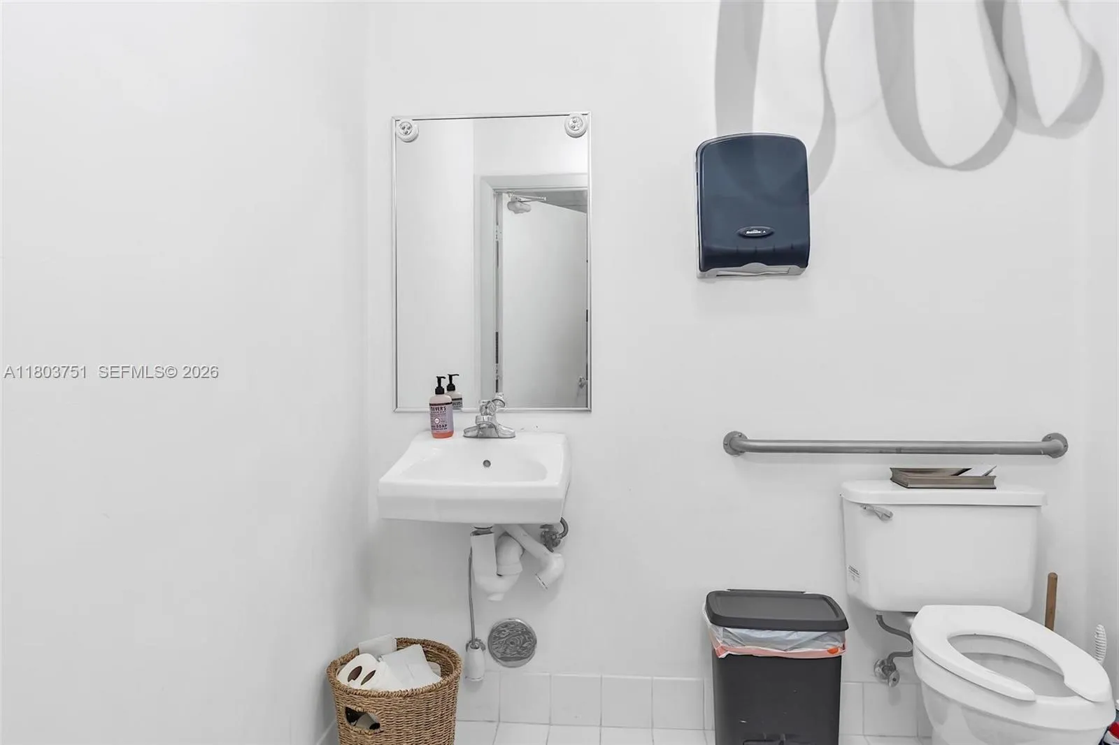 2400 Nw 87th Pl 2400-2402, Doral, Florida 33172, Doral, Florida 33172, ,Commercial Sale,For Sale,2400 Nw 87th Pl 2400-2402, Doral, Florida 33172,A11803751