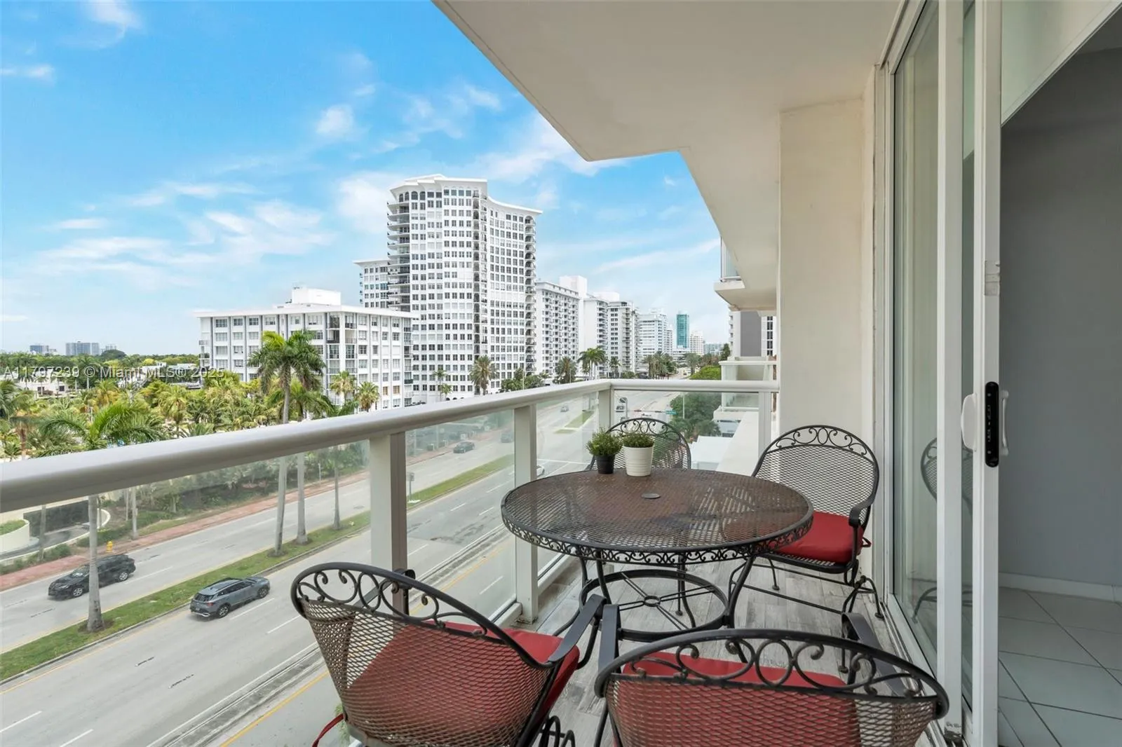 5601 Collins Ave 615, Miami Beach, Florida 33140, Miami Beach, Florida 33140, 1 Bedroom Bedrooms, ,1 BathroomBathrooms,Residential,For Sale,5601 Collins Ave 615, Miami Beach, Florida 33140,A11797239