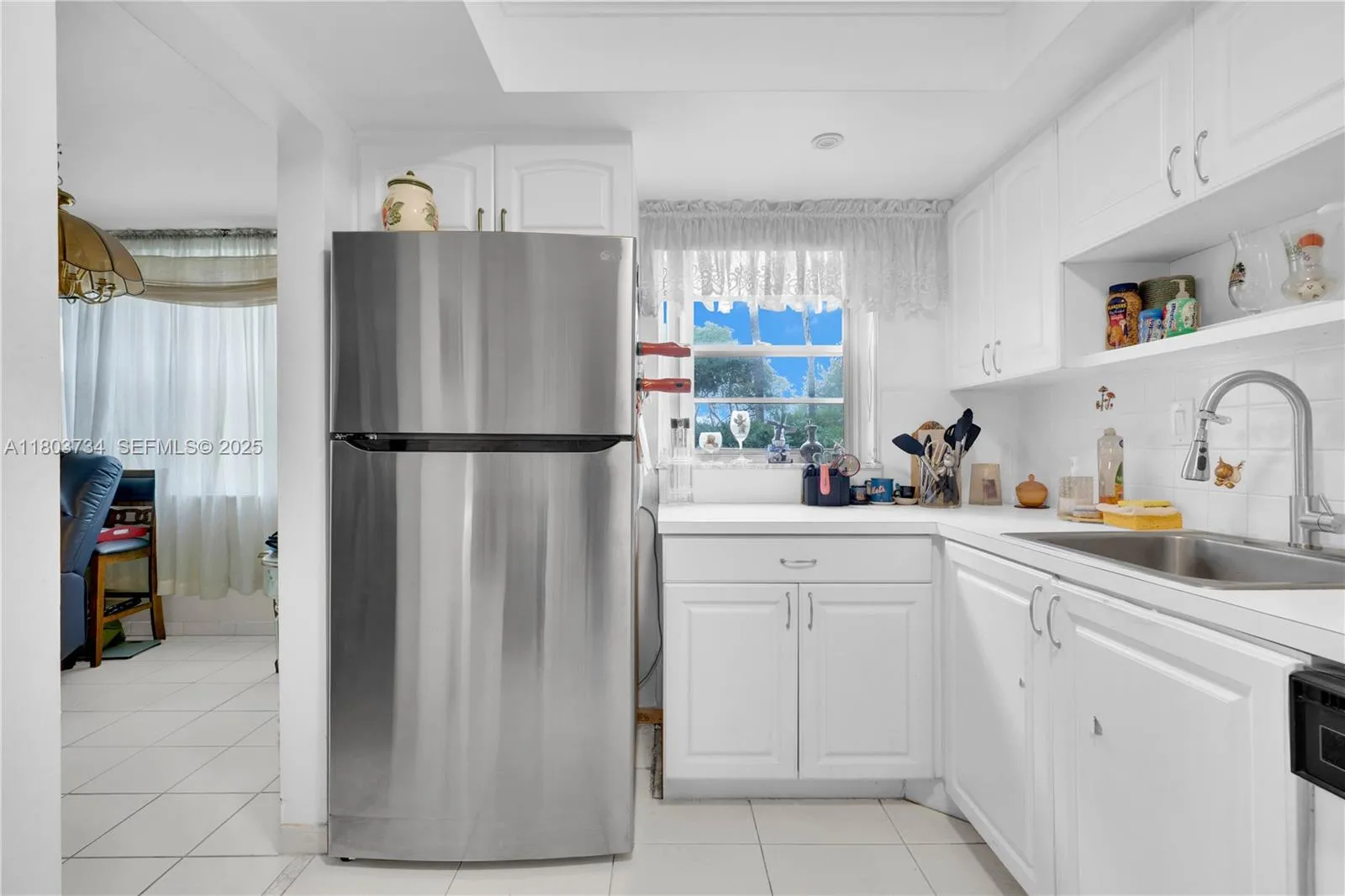 1400 Saint Charles Pl L4, Pembroke Pines, Florida, Pembroke Pines, Florida 33026, 2 Bedrooms Bedrooms, ,2 BathroomsBathrooms,Residential,For Sale,1400 Saint Charles Pl L4, Pembroke Pines, Florida ,A11803734