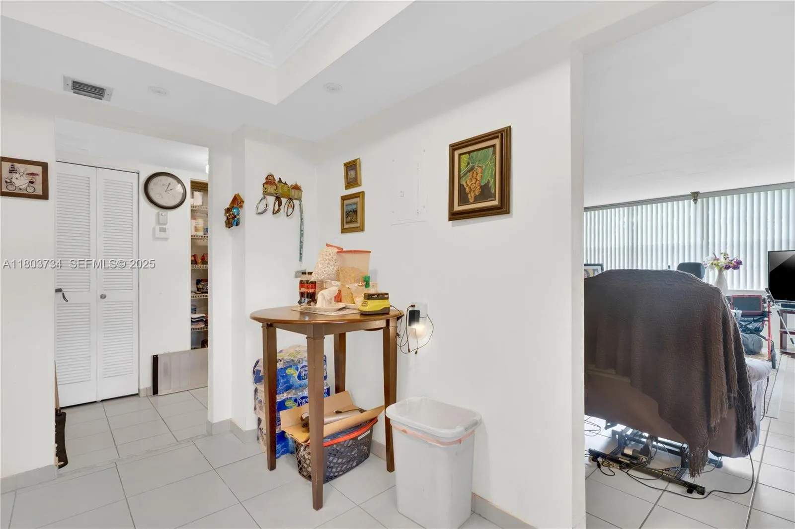 1400 Saint Charles Pl L4, Pembroke Pines, Florida, Pembroke Pines, Florida 33026, 2 Bedrooms Bedrooms, ,2 BathroomsBathrooms,Residential,For Sale,1400 Saint Charles Pl L4, Pembroke Pines, Florida ,A11803734