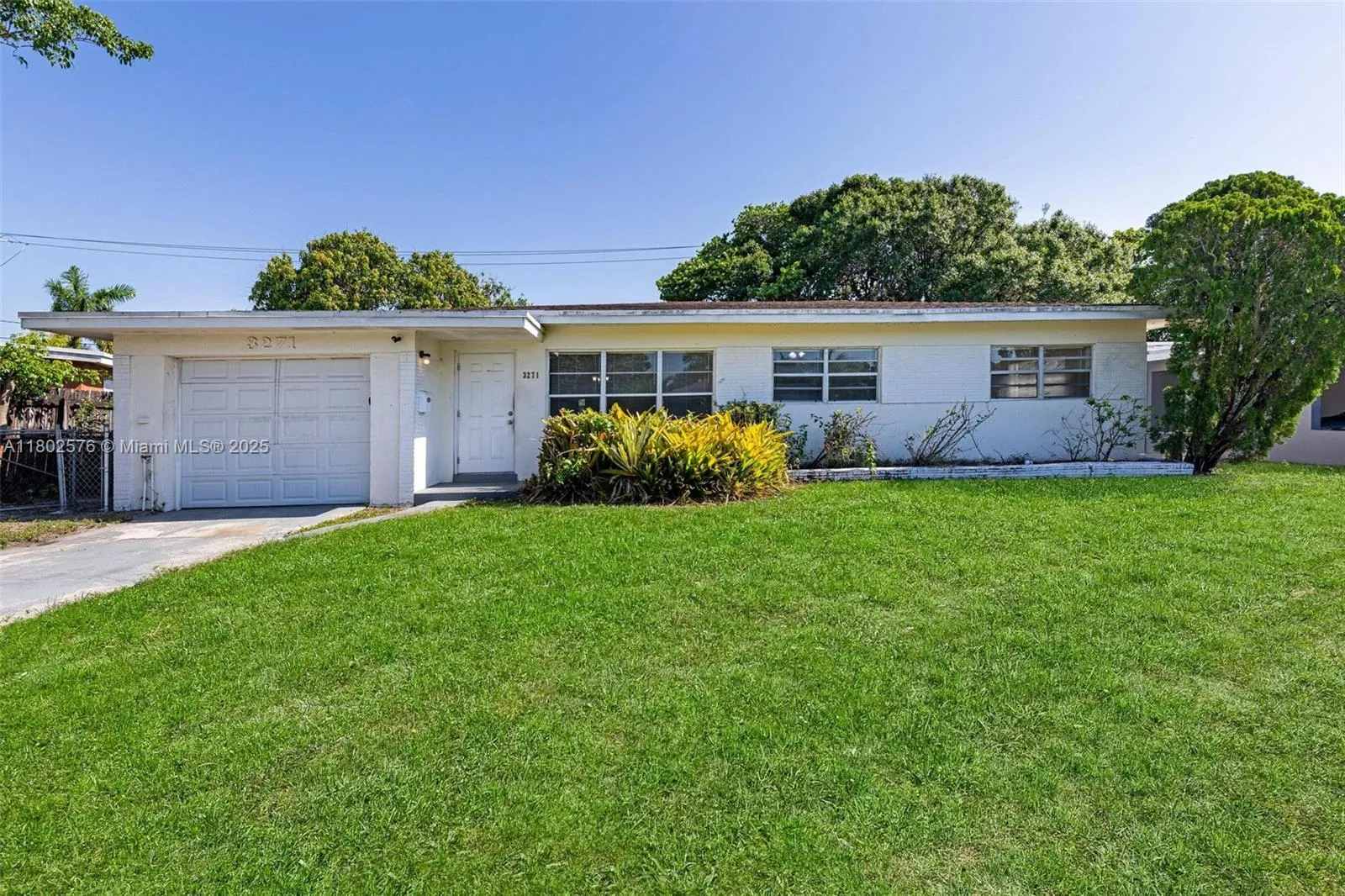 3271 Auburn Blvd, Fort Lauderdale, Florida 33312, Fort Lauderdale, Florida 33312, 3 Bedrooms Bedrooms, 7 Rooms Rooms,2 BathroomsBathrooms,Residential,For Sale,3271 Auburn Blvd, Fort Lauderdale, Florida 33312,A11802576