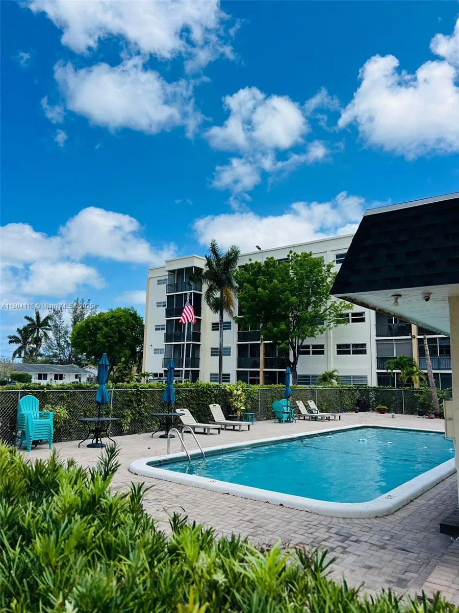 220 Sw 9th Ave 117, Hallandale Beach, Florida 3300, Hallandale Beach, Florida 33009, 1 Bedroom Bedrooms, ,1 BathroomBathrooms,Residential Lease,For Rent,220 Sw 9th Ave 117, Hallandale Beach, Florida 3300,A11804116 220 Sw 9th Ave 117, Hallandale Beach, Florida 3300, Hallandale Beach, Florida 33009, 1 Bedroom Bedrooms, ,1 BathroomBathrooms,Residential Lease,For Rent,220 Sw 9th Ave 117, Hallandale Beach, Florida 3300,A11804116