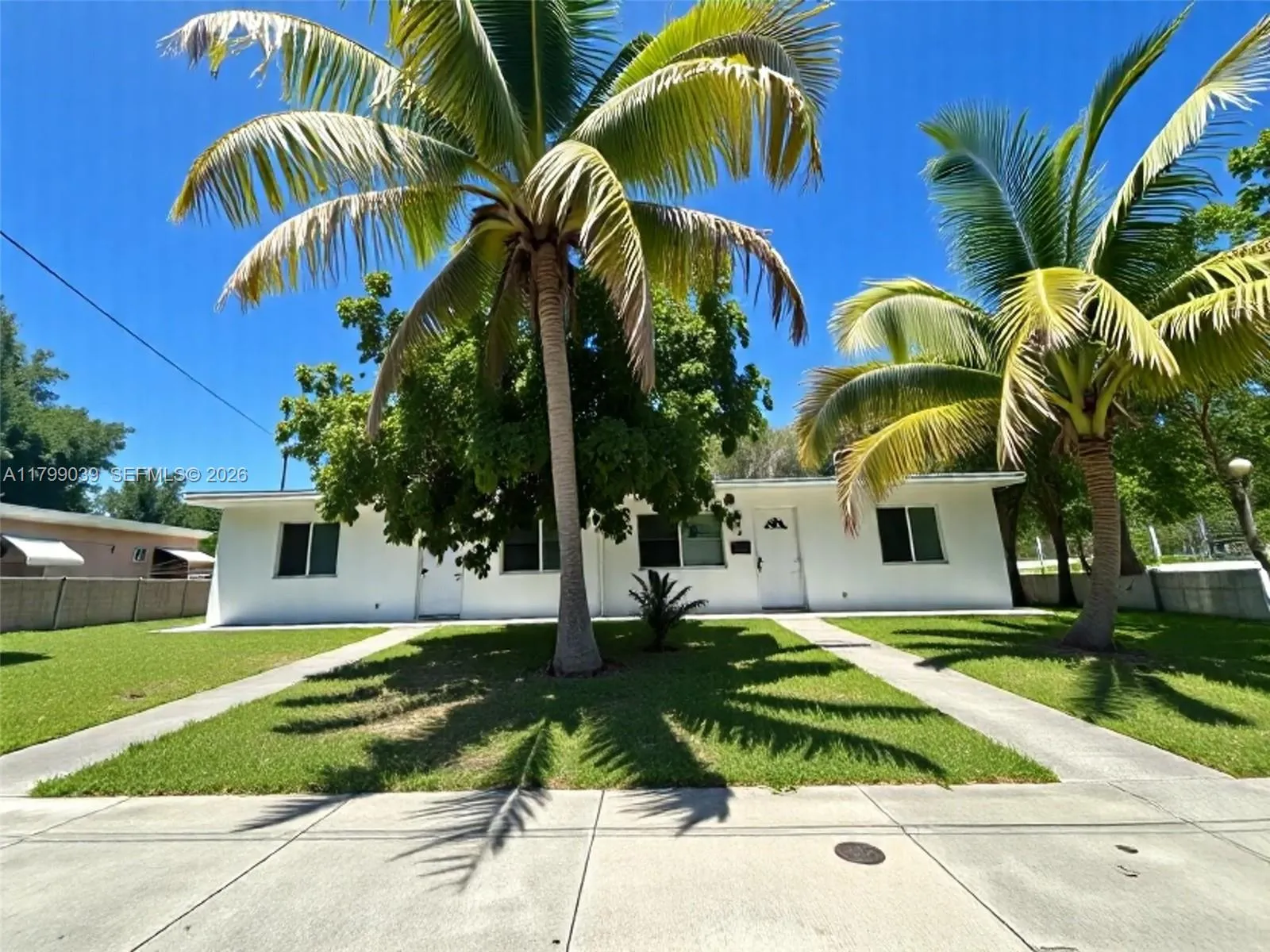 16204 Ne 18th Ct, North Miami Beach, Florida 33162, North Miami Beach, Florida 33162, ,Residential Income,For Sale,16204 Ne 18th Ct, North Miami Beach, Florida 33162,A11799039