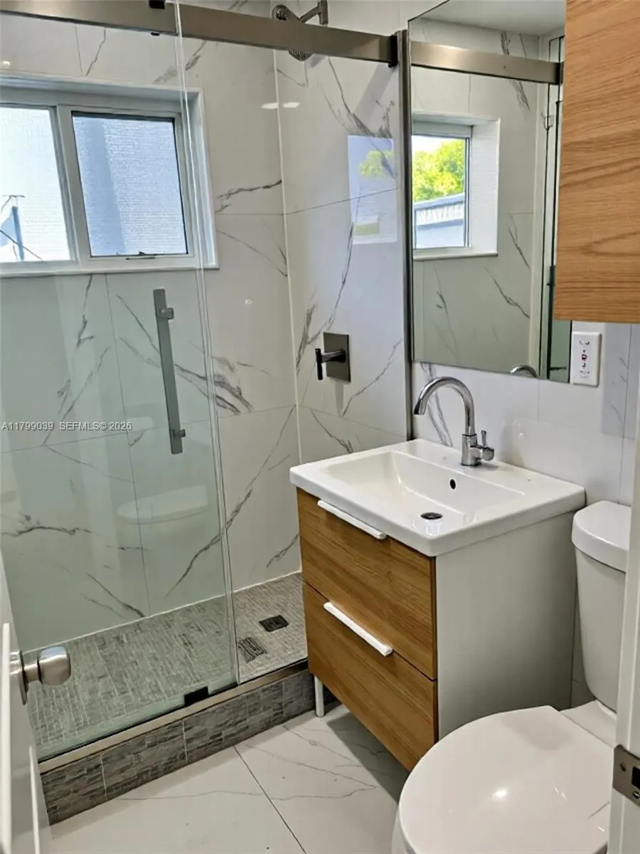 16204 Ne 18th Ct, North Miami Beach, Florida 33162, North Miami Beach, Florida 33162, ,Residential Income,For Sale,16204 Ne 18th Ct, North Miami Beach, Florida 33162,A11799039