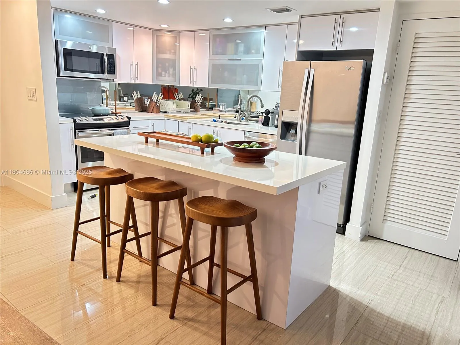 150 Se 25 Rd 14h, Miami, Florida 33129, Miami, Florida 33129, 1 Bedroom Bedrooms, ,1 BathroomBathrooms,Residential,For Sale,150 Se 25 Rd 14h, Miami, Florida 33129,A11804686