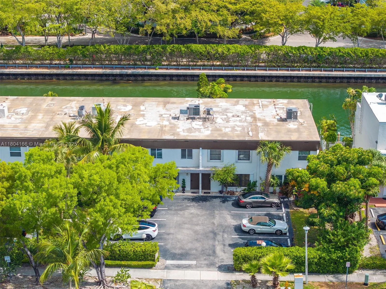 3553 Ne 171st St P, North Miami Beach, Florida 331, North Miami Beach, Florida 33160, 3 Bedrooms Bedrooms, ,3 BathroomsBathrooms,Residential,For Sale,3553 Ne 171st St P, North Miami Beach, Florida 331,A11804166