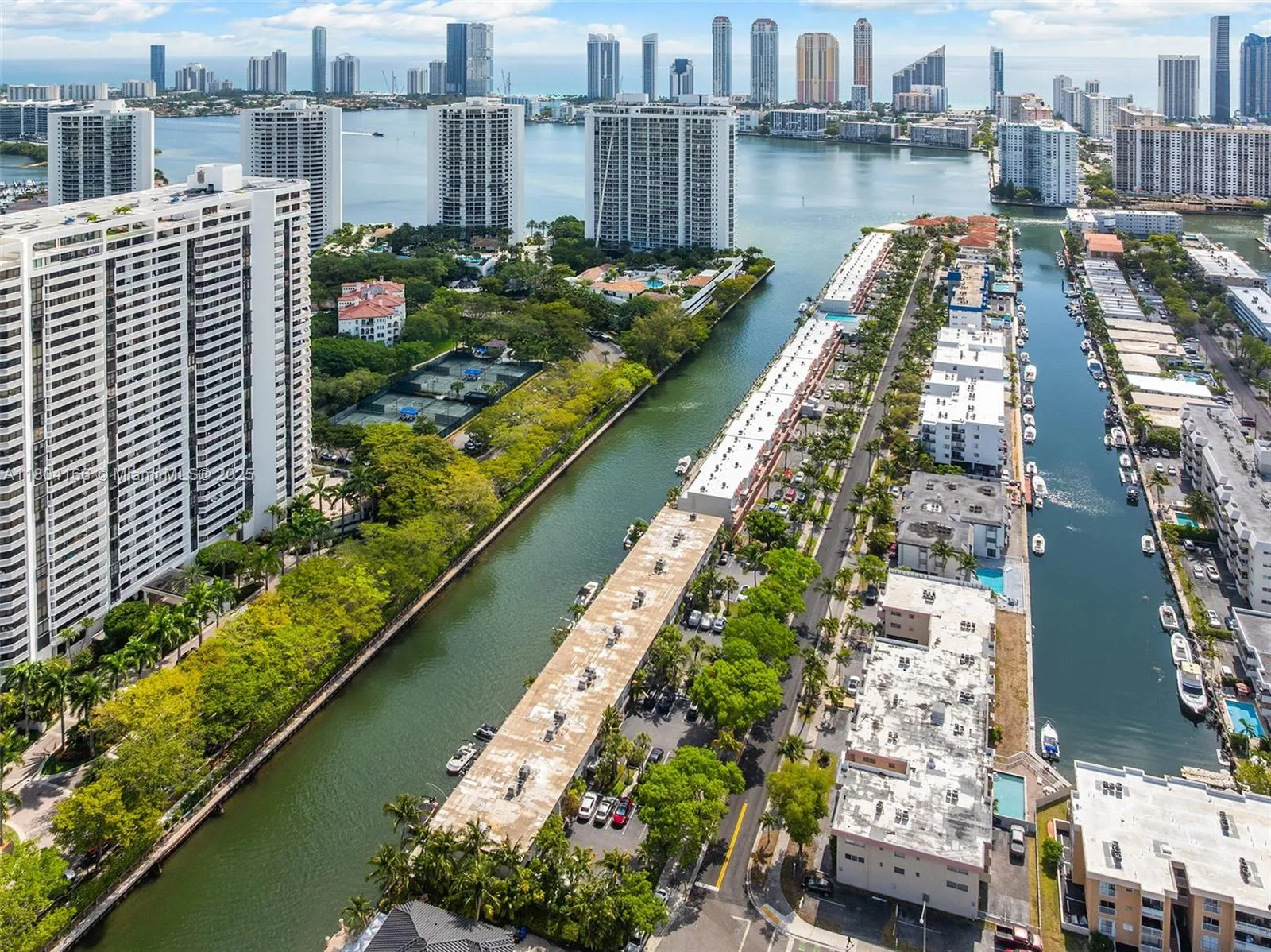 3553 Ne 171st St P, North Miami Beach, Florida 331, North Miami Beach, Florida 33160, 3 Bedrooms Bedrooms, ,3 BathroomsBathrooms,Residential,For Sale,3553 Ne 171st St P, North Miami Beach, Florida 331,A11804166