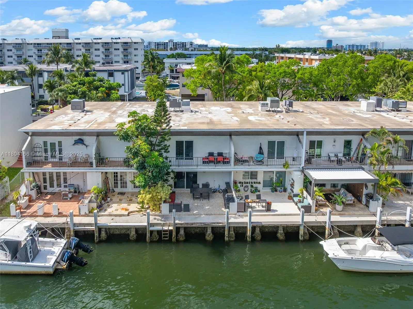 3553 Ne 171st St P, North Miami Beach, Florida 331, North Miami Beach, Florida 33160, 3 Bedrooms Bedrooms, ,3 BathroomsBathrooms,Residential,For Sale,3553 Ne 171st St P, North Miami Beach, Florida 331,A11804166