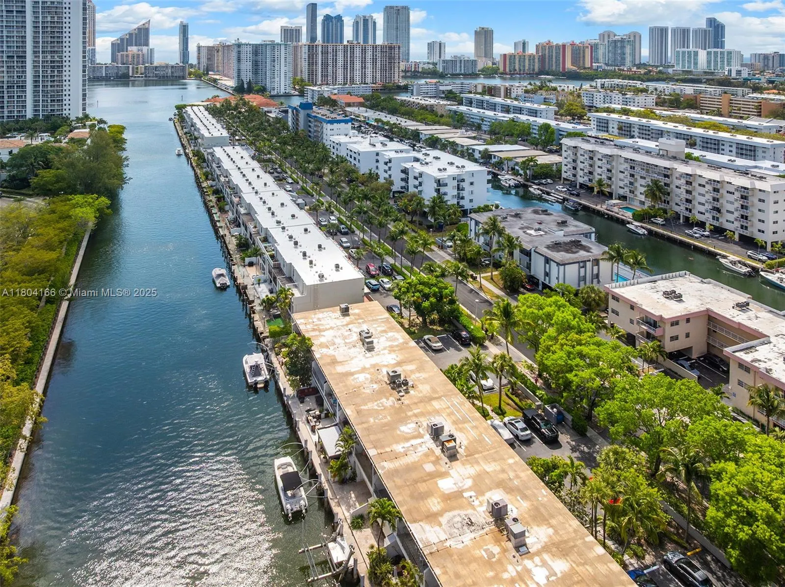 3553 Ne 171st St P, North Miami Beach, Florida 331, North Miami Beach, Florida 33160, 3 Bedrooms Bedrooms, ,3 BathroomsBathrooms,Residential,For Sale,3553 Ne 171st St P, North Miami Beach, Florida 331,A11804166