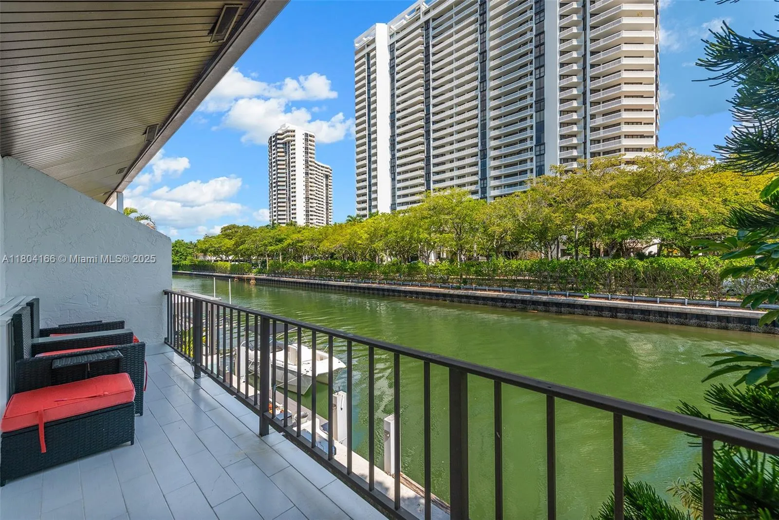 3553 Ne 171st St P, North Miami Beach, Florida 331, North Miami Beach, Florida 33160, 3 Bedrooms Bedrooms, ,3 BathroomsBathrooms,Residential,For Sale,3553 Ne 171st St P, North Miami Beach, Florida 331,A11804166