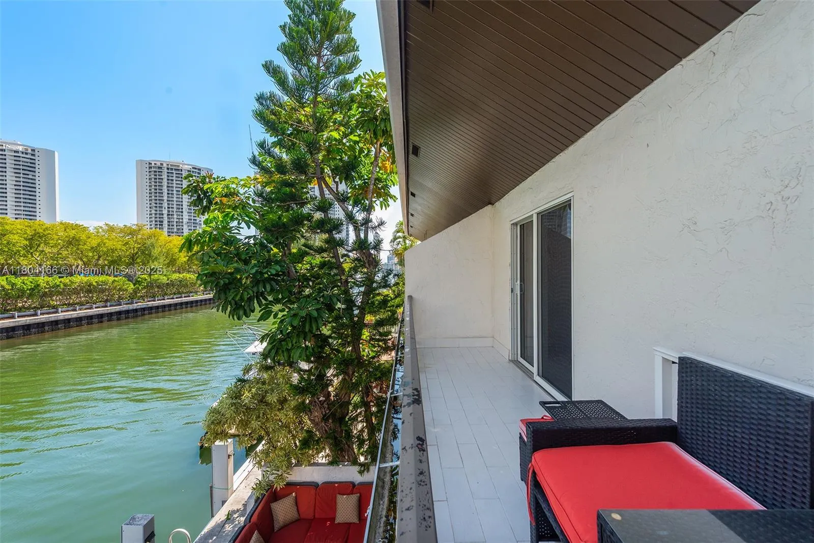 3553 Ne 171st St P, North Miami Beach, Florida 331, North Miami Beach, Florida 33160, 3 Bedrooms Bedrooms, ,3 BathroomsBathrooms,Residential,For Sale,3553 Ne 171st St P, North Miami Beach, Florida 331,A11804166