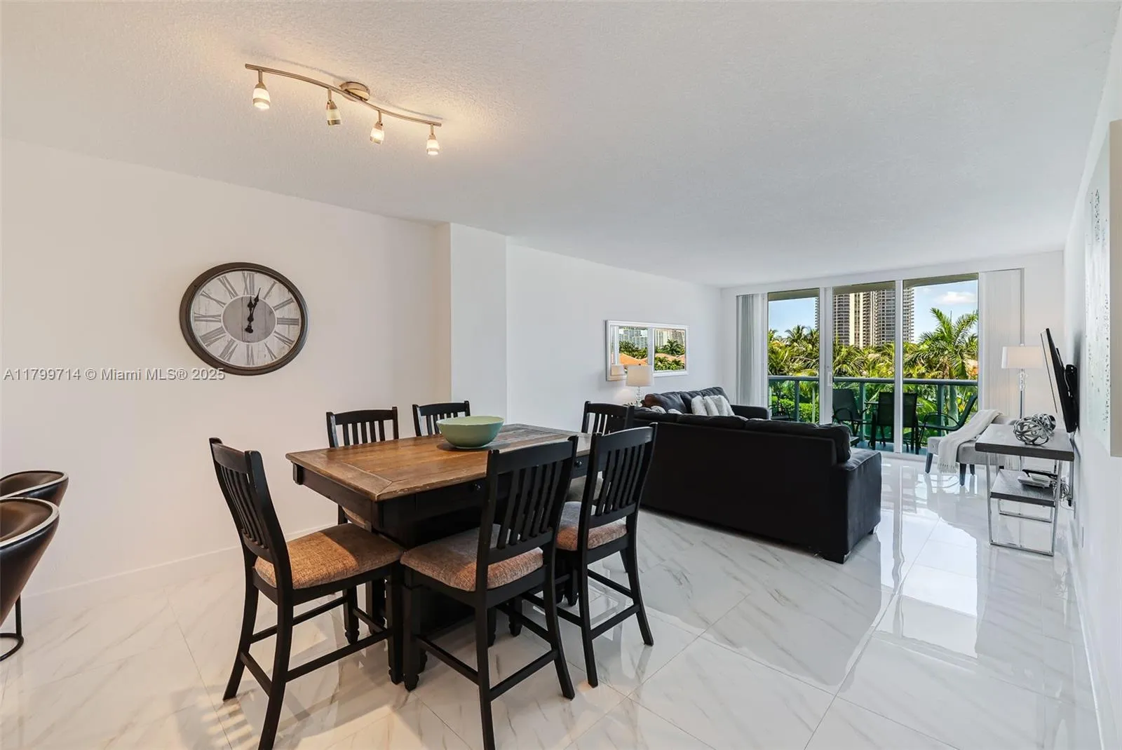 19370 Collins Ave 324, Sunny Isles Beach, Florida, Sunny Isles Beach, Florida 33160, 1 Bedroom Bedrooms, ,1 BathroomBathrooms,Residential,For Sale,19370 Collins Ave 324, Sunny Isles Beach, Florida ,A11799714