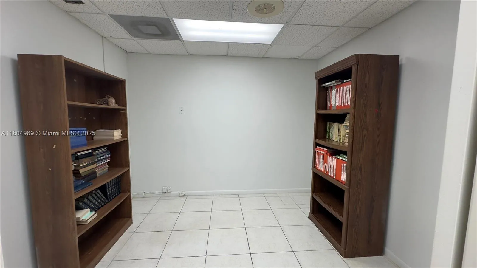 8315 Sw 24th St B, Miami, Florida 33155, Miami, Florida 33155, ,Commercial Lease,For Rent,8315 Sw 24th St B, Miami, Florida 33155,A11804969