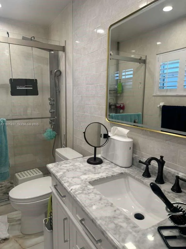 6761 Allen St, Hollywood, Florida 33024, Hollywood, Florida 33024, 4 Bedrooms Bedrooms, ,3 BathroomsBathrooms,Residential,For Sale,6761 Allen St, Hollywood, Florida 33024,A11805497