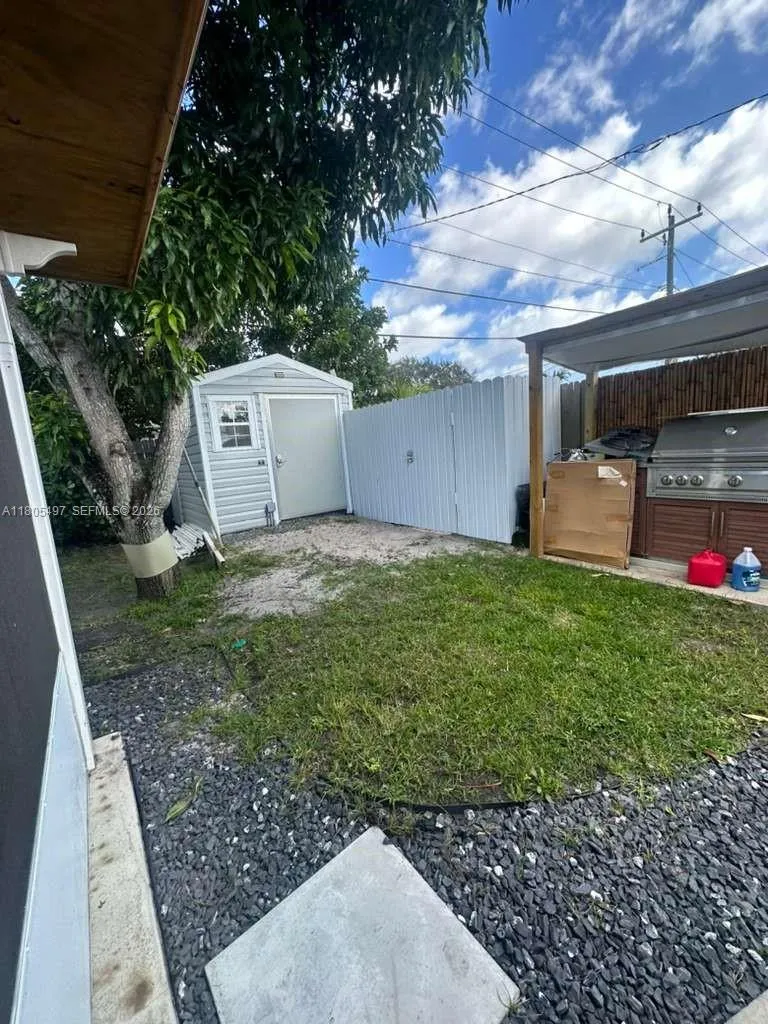 6761 Allen St, Hollywood, Florida 33024, Hollywood, Florida 33024, 4 Bedrooms Bedrooms, ,3 BathroomsBathrooms,Residential,For Sale,6761 Allen St, Hollywood, Florida 33024,A11805497