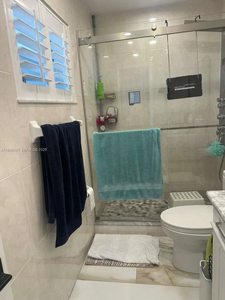 6761 Allen St, Hollywood, Florida 33024, Hollywood, Florida 33024, 4 Bedrooms Bedrooms, ,3 BathroomsBathrooms,Residential,For Sale,6761 Allen St, Hollywood, Florida 33024,A11805497