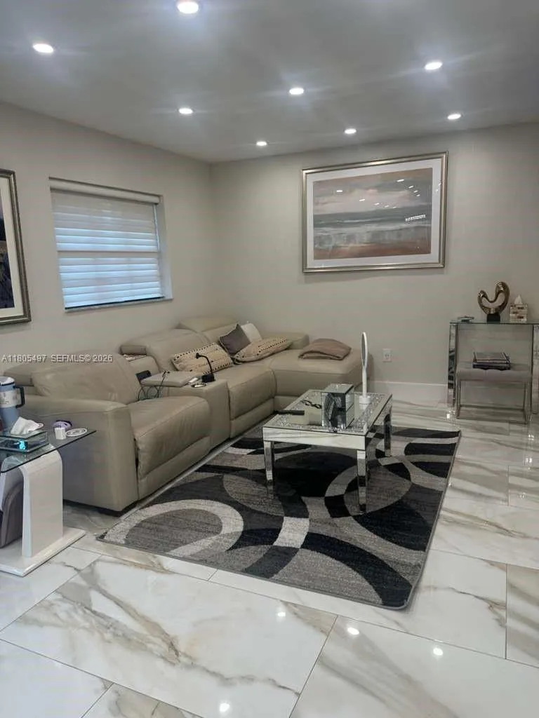 6761 Allen St, Hollywood, Florida 33024, Hollywood, Florida 33024, 4 Bedrooms Bedrooms, ,3 BathroomsBathrooms,Residential,For Sale,6761 Allen St, Hollywood, Florida 33024,A11805497