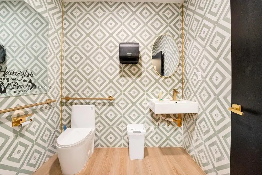 1100 Sunset Strip 1, Sunrise, Florida 33313, Sunrise, Florida 33313, ,Commercial Lease,For Rent,1100 Sunset Strip 1, Sunrise, Florida 33313,A11806965