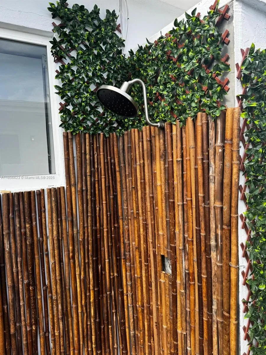 338 Roosevelt St, Hollywood, Florida 33019, Hollywood, Florida 33019, ,Residential Income,For Sale,338 Roosevelt St, Hollywood, Florida 33019,A11806623