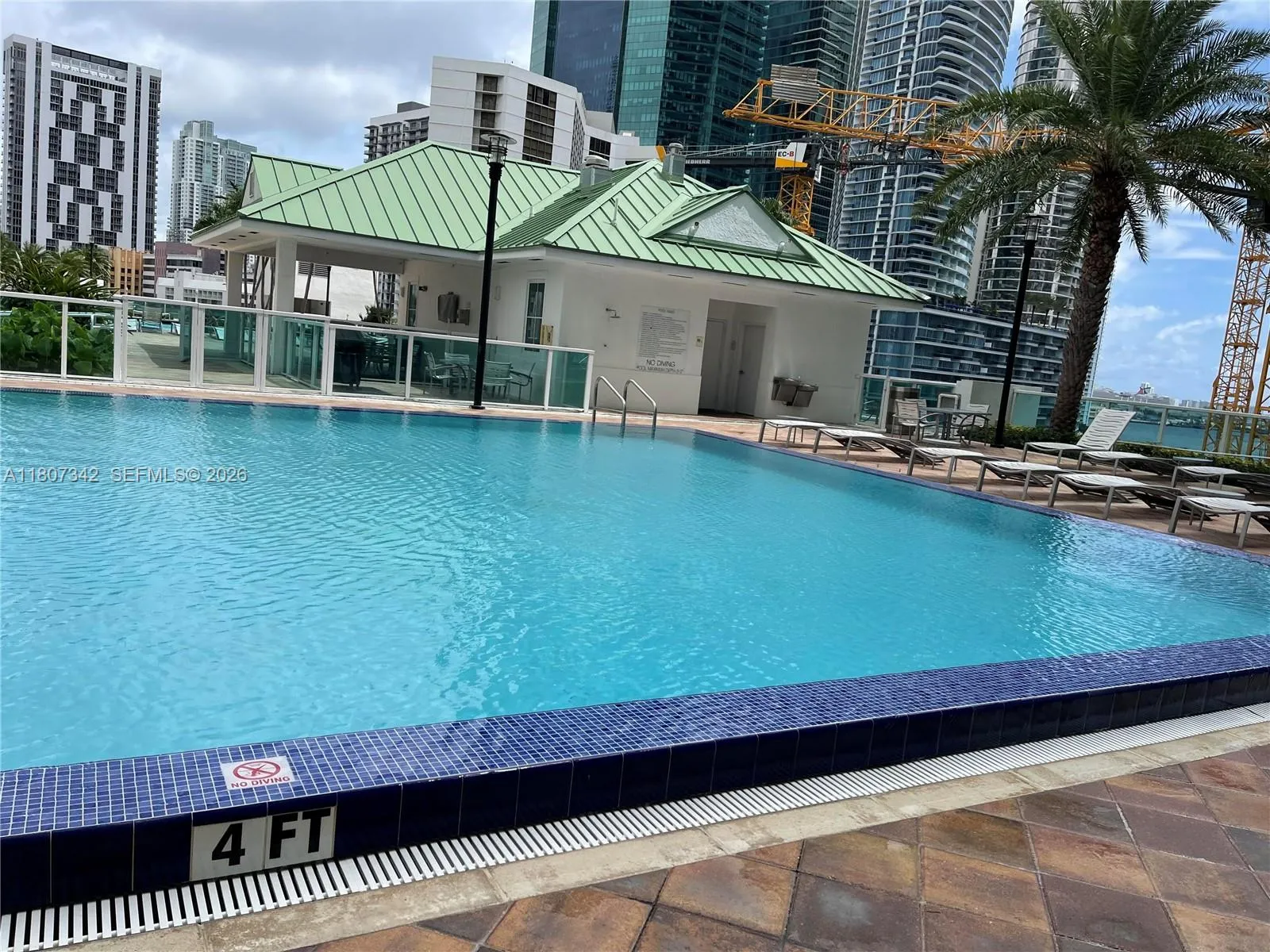 41 Se 5th St 2008, Miami, Florida 33131, Miami, Florida 33131, 2 Bedrooms Bedrooms, 1 Room Rooms,2 BathroomsBathrooms,Residential,For Sale,41 Se 5th St 2008, Miami, Florida 33131,A11807342