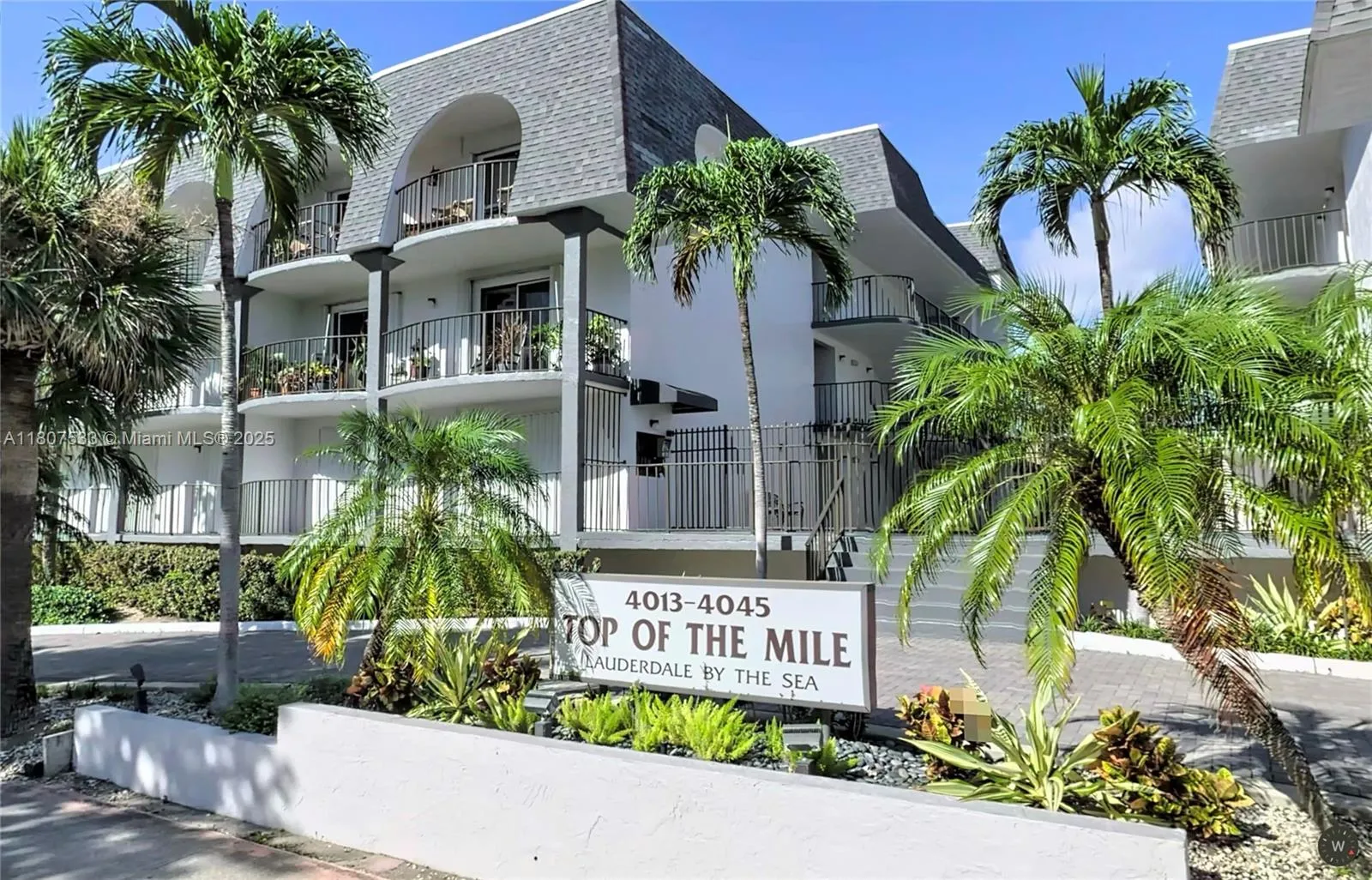 4013 N Ocean Drive 102, Lauderdale By The Sea, Flo, Lauderdale By The Sea, Florida 33308, 1 Bedroom Bedrooms, ,1 BathroomBathrooms,Residential Lease,For Rent,4013 N Ocean Drive 102, Lauderdale By The Sea, Flo,A11807533