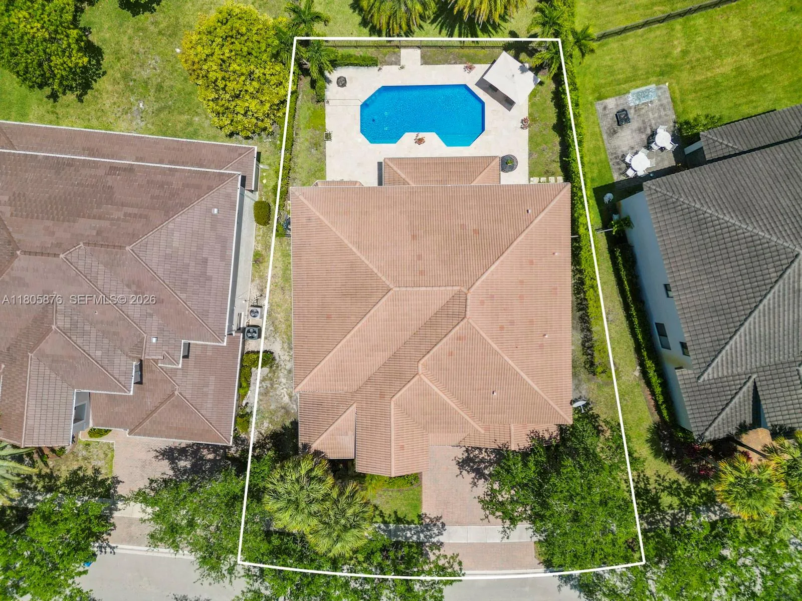 19165 N Gardenia Ave, Weston, Florida 33332, Weston, Florida 33332, 5 Bedrooms Bedrooms, ,5 BathroomsBathrooms,Residential,For Sale,19165 N Gardenia Ave, Weston, Florida 33332,A11805876