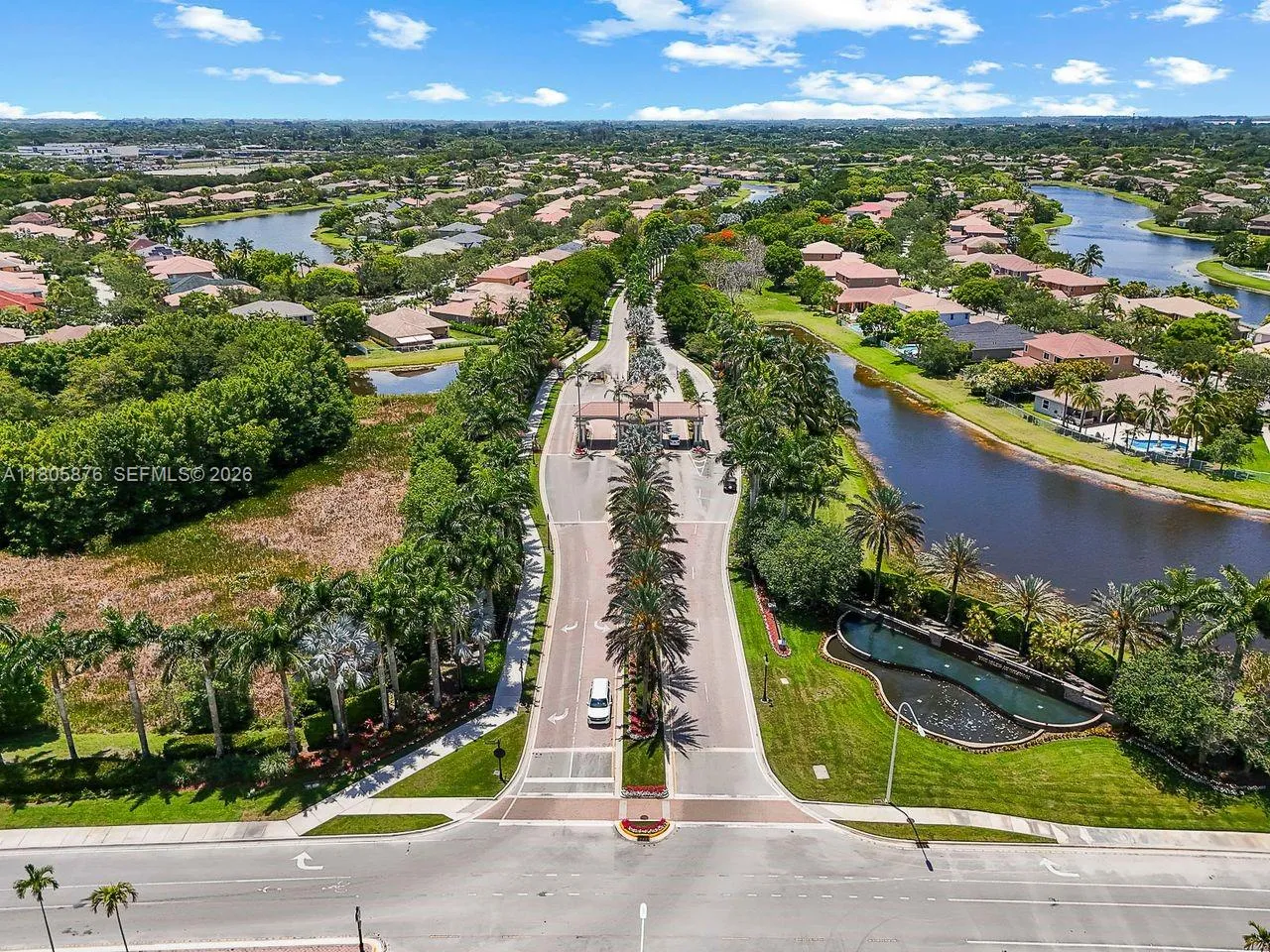 19165 N Gardenia Ave, Weston, Florida 33332, Weston, Florida 33332, 5 Bedrooms Bedrooms, ,5 BathroomsBathrooms,Residential,For Sale,19165 N Gardenia Ave, Weston, Florida 33332,A11805876
