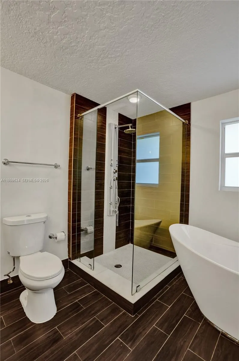 3100 Ne 56th Ct, Fort Lauderdale, Florida 33308, Fort Lauderdale, Florida 33308, 3 Bedrooms Bedrooms, ,2 BathroomsBathrooms,Residential Lease,For Rent,3100 Ne 56th Ct, Fort Lauderdale, Florida 33308,A11808624
