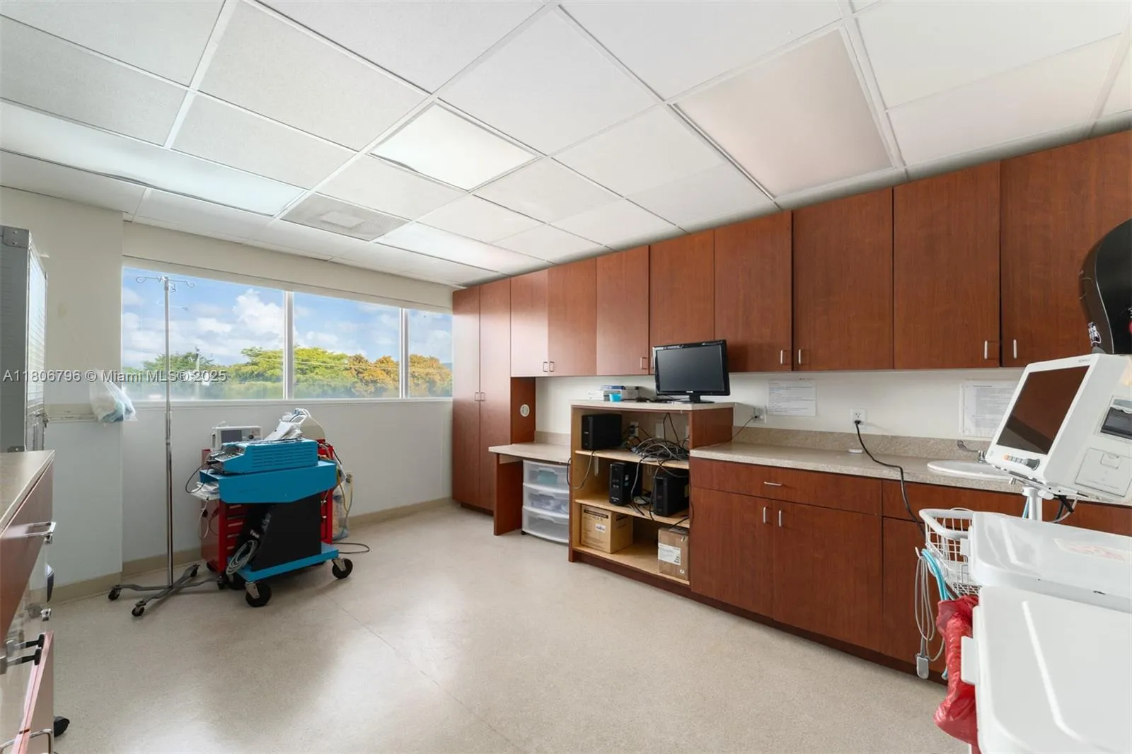 1378 Coral Way 3, Miami, Florida 33145, Miami, Florida 33145, ,Commercial Lease,For Rent,1378 Coral Way 3, Miami, Florida 33145,A11806796